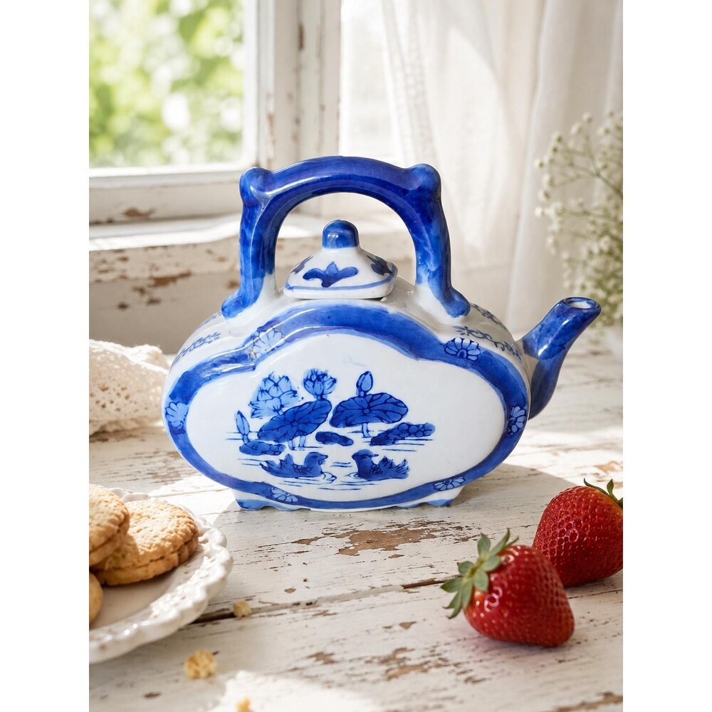 Vintage Two’s Company Canton Collection Blue & White Porcelain Teapot 7”
